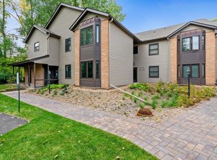 11063 Oregon Cir #74, Bloomington, MN 55438