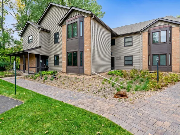 11063 Oregon Cir #74, Bloomington, MN 55438