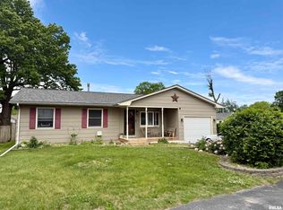 711 3rd St, Colona, IL 61241