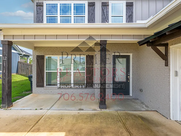 12 Ivy Loop — Photo 4