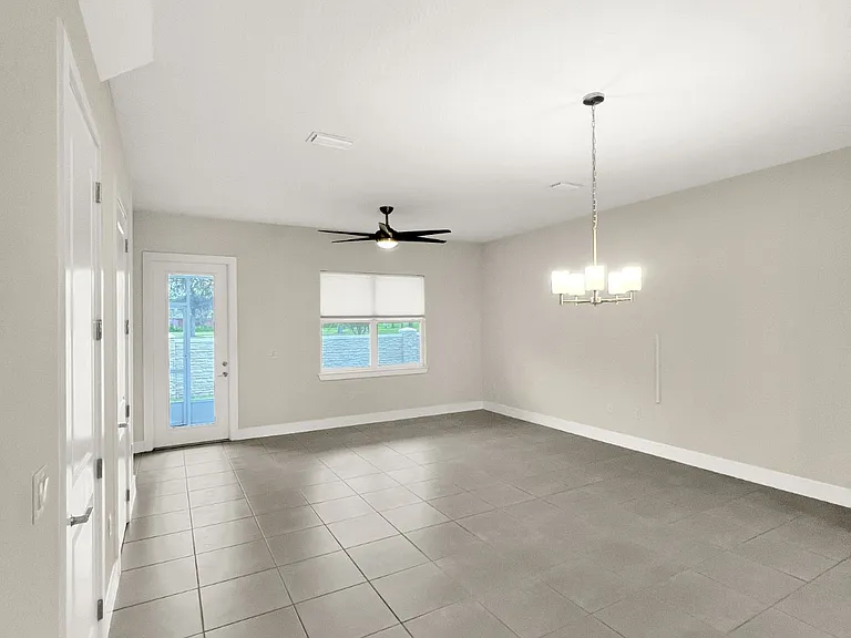 1471 Brookdale Ct — Photo 8