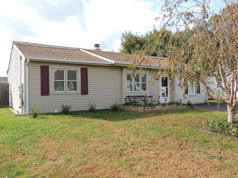 1st image of 183 Piano Dr