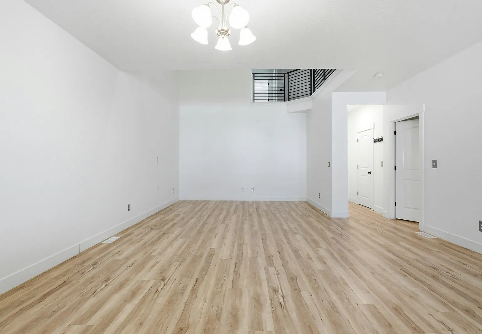 4571 West Watchmen Way — Photo 3
