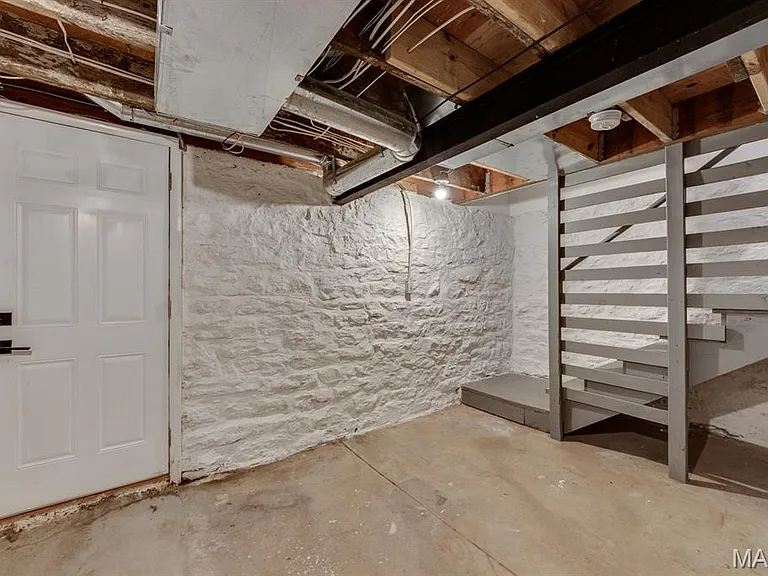 4116 Flad Ave — Photo 36
