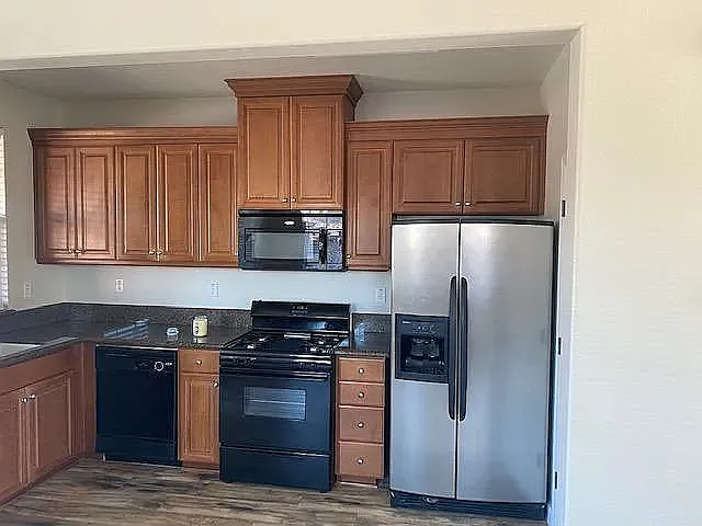 558 W Privado Way — Photo 15