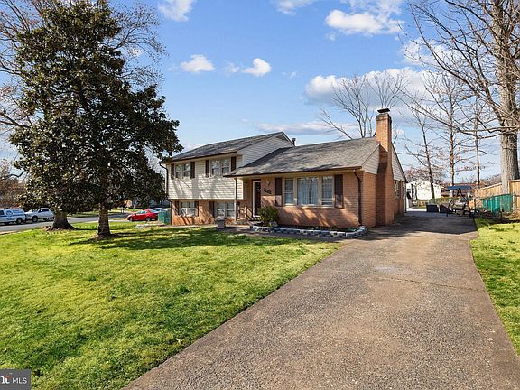 2nd image of 14944 Greymont Dr