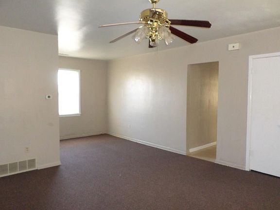5th image of 418 W 18th St