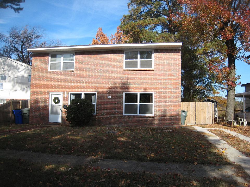 1st image of 912 Druid Cir #A