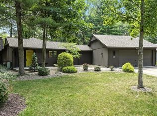 10125 Maple Branch Trl, Strongsville, OH