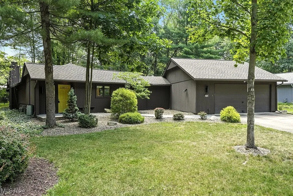 10125 Maple Branch Trl photo 1