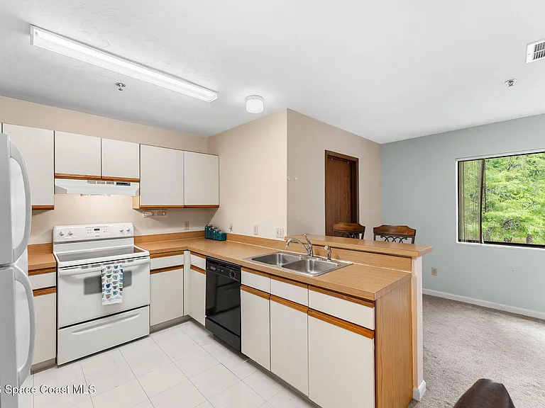 7814 Shadowood Dr #510 — Photo 8
