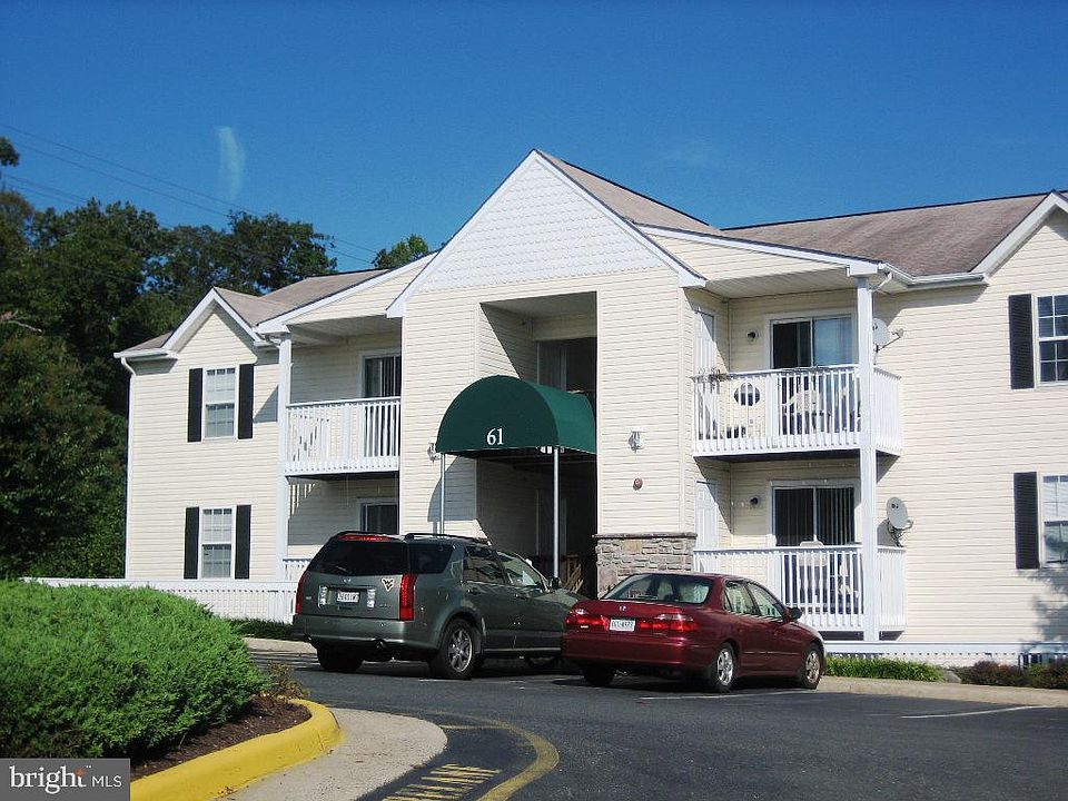 1st image of 61 Fern Oak Cir APT 301