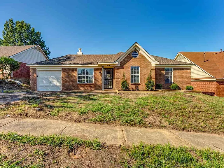 5540 Angelace Dr S — Photo 1