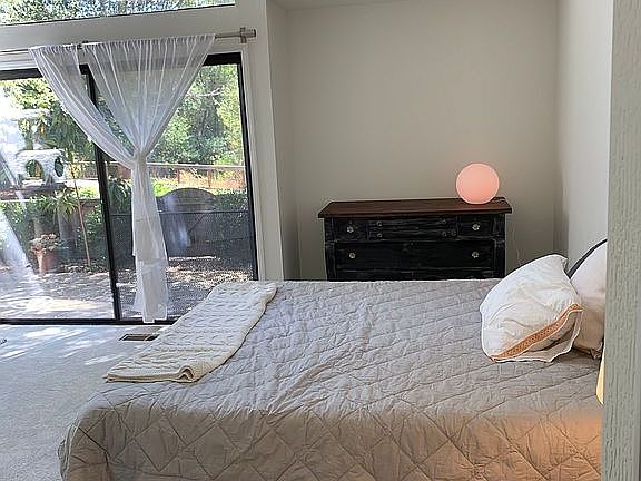 4th image of 1389 Saint James Dr