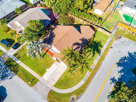 3rd image of 2800 NW 109th Ave