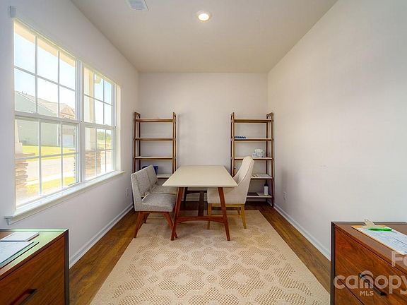 4th image of 9341 Ketchum Dr