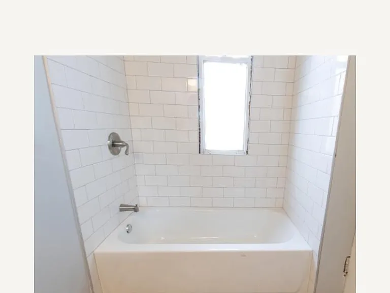 342 Rockdale Ave #1 — Photo 14