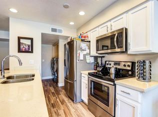 5630 S Admiralty Ct UNIT E, Tempe, AZ 85283