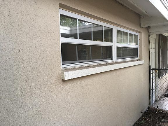 5th image of 1312 N Saturn Ave