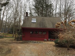 52 Dennison Rd, Essex, CT 06426