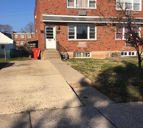 2nd image of 805 Selma St Unit 1