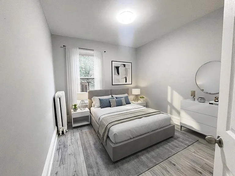 7 Rutherford Ave #2 — Photo 4