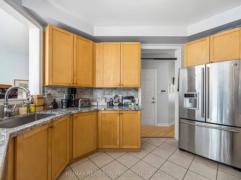 23 Amberty St — Photo 11