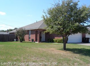 1212 Lindsey Ln UNIT B, Cleburne, TX 76033