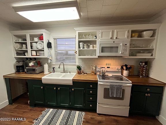 4th image of 2922 Orangewood Dr