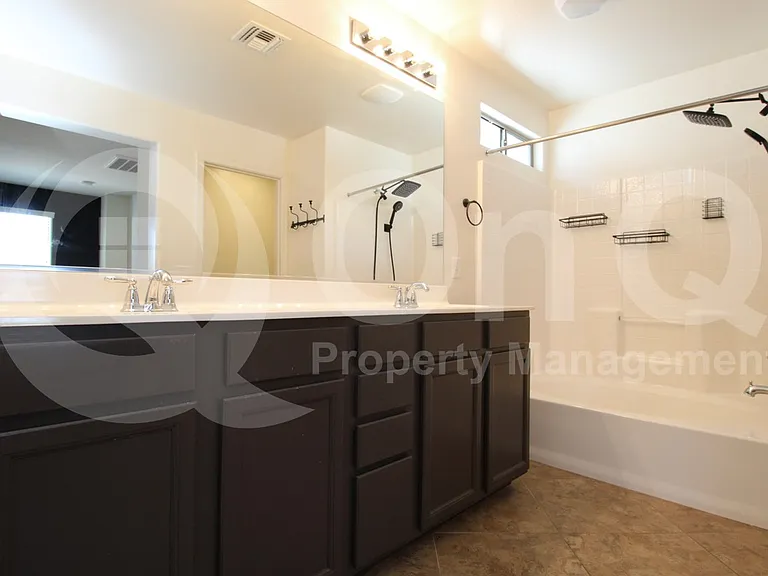 3450 E Tulsa St — Photo 46