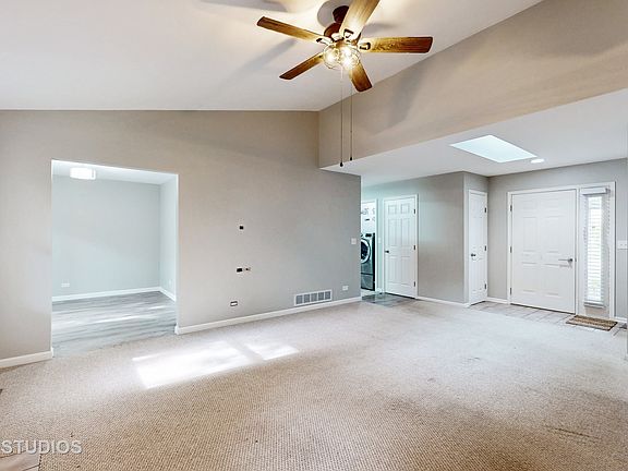 5th image of 1611 Poplar Ln