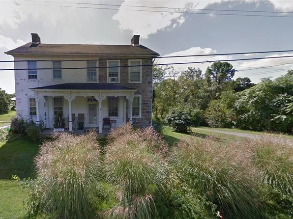 4916 Grammes Rd S, Orefield, PA 18069