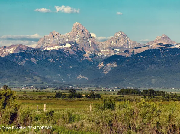 3856 Sage Grouse Rd, Tetonia, ID 83452