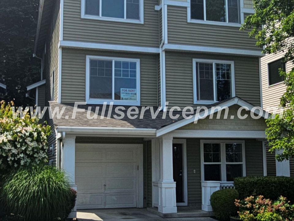 Front of townhome_06242025