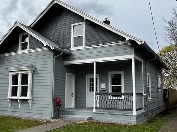 6829 SE Woodstock Blvd, Portland, OR 97206