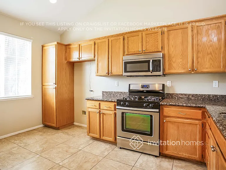 2547 Foghorn Way — Photo 5