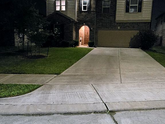 2nd image of 3208 Anderwood Arbor Ln