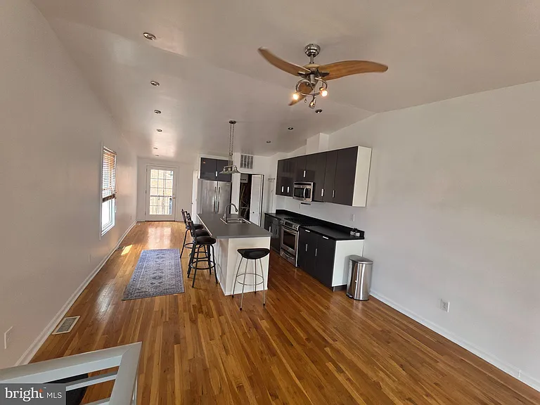 52 N 2nd St #3 — Photo 9