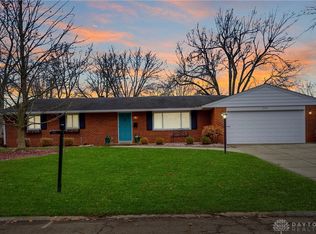 2324 Belloak Dr, Dayton, OH 45440