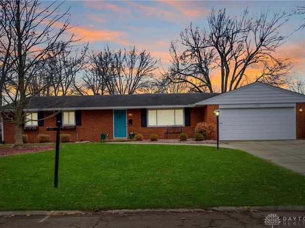 2324 Belloak Dr, Dayton, OH 45440