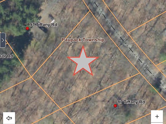 3rd image of 93 Tiffany Rd