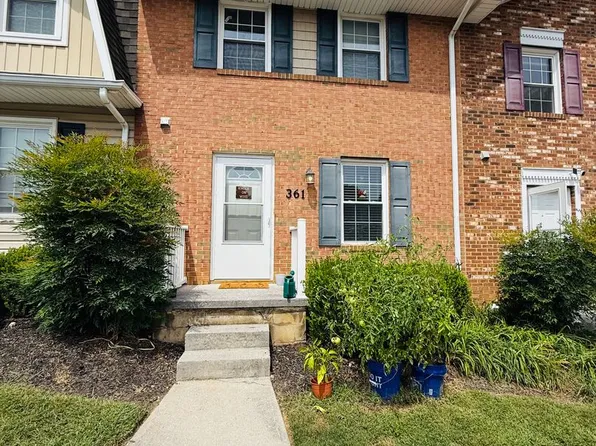 361 New Kent Rd, Blacksburg, VA 24060