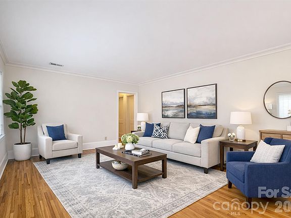 5th image of 3012 Hanson Dr