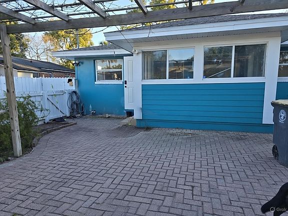 3rd image of 1832 Callahan St #A