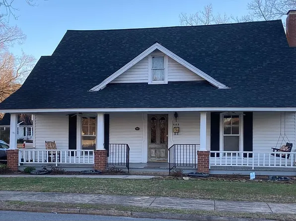 605 Mountain St, Kings Mountain, NC 28086