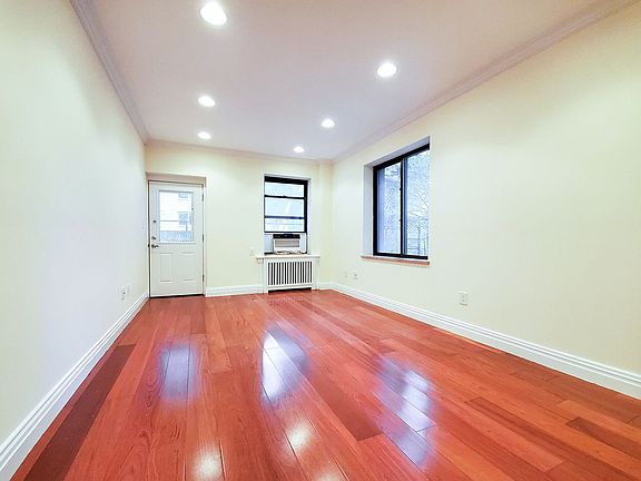3rd image of 356 E 57th St APT 2r