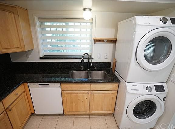 4th image of 1615 Greencastle Ave APT E