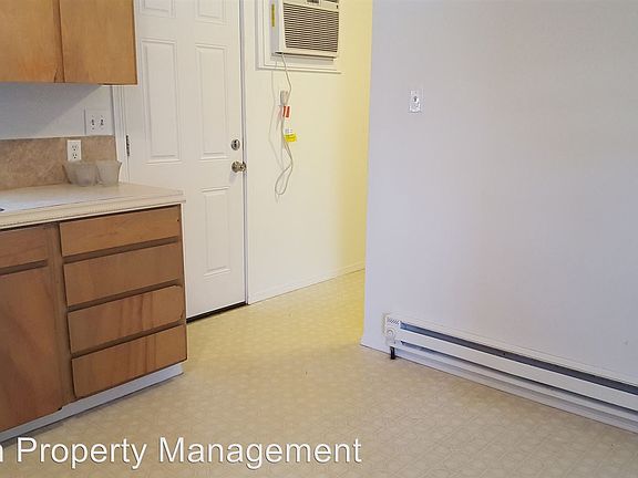 5th image of 3516 W 5th Ave