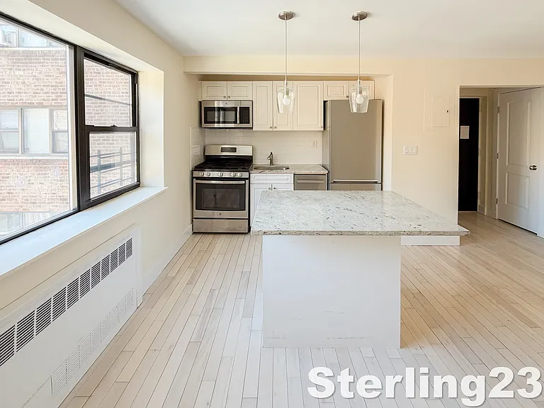 211 Brighton 15 St #40F — Photo 3