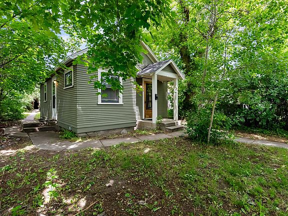 3rd image of 1424 Defoe St